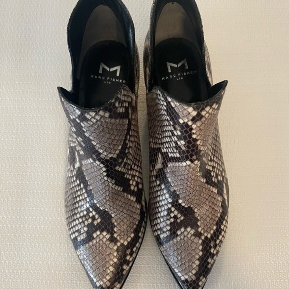 Marc Fischer Bootie Snake Print Women size 6M